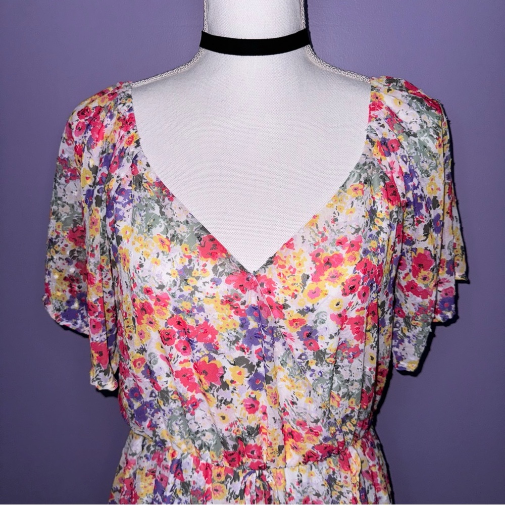 NEW Peach Love California Floral Ruffle Dress